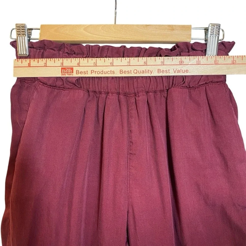 Sneak Peak high waisted